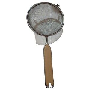 Vintage Retro Mesh Strainer Ivory Color Silver Sugar Tea Flour Sifter